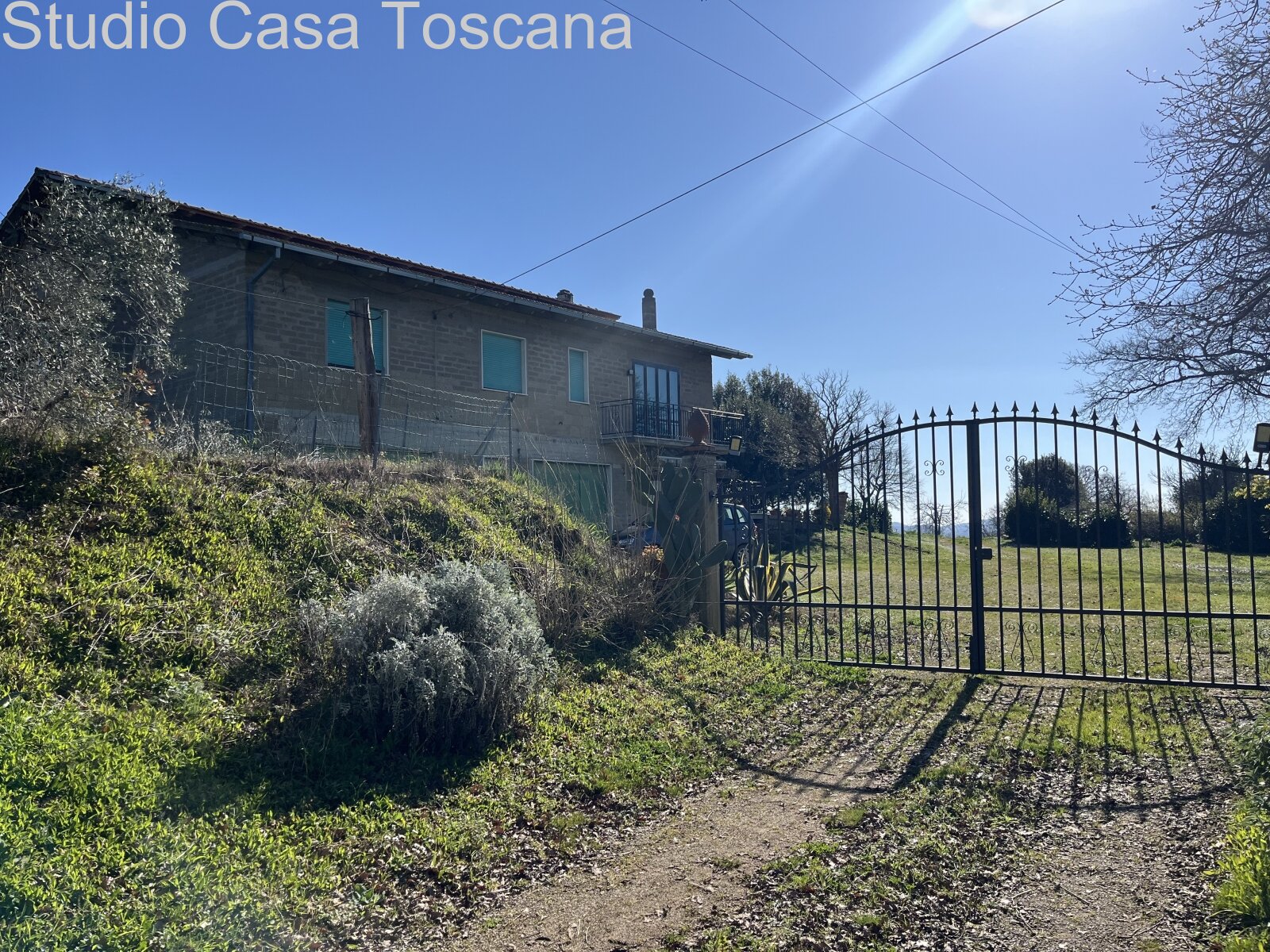 Landwirtschaftliches Anwesen mit 44 Hektar bei Saturnia