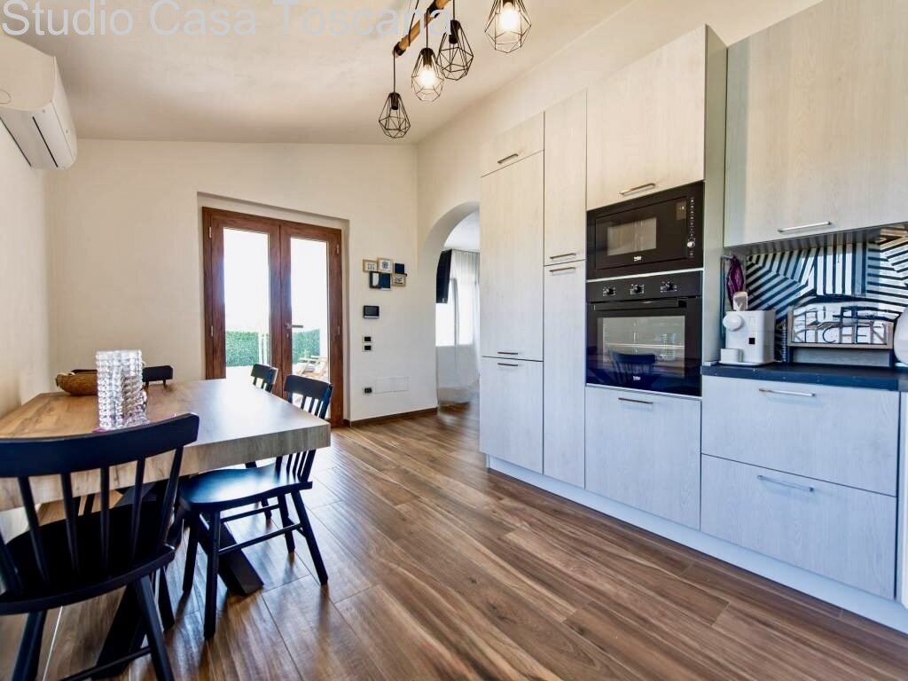 Modernisiertes Einfamilienhaus ausgezeichneter  Lage am Ortsrand von Castiglione della Perscaia