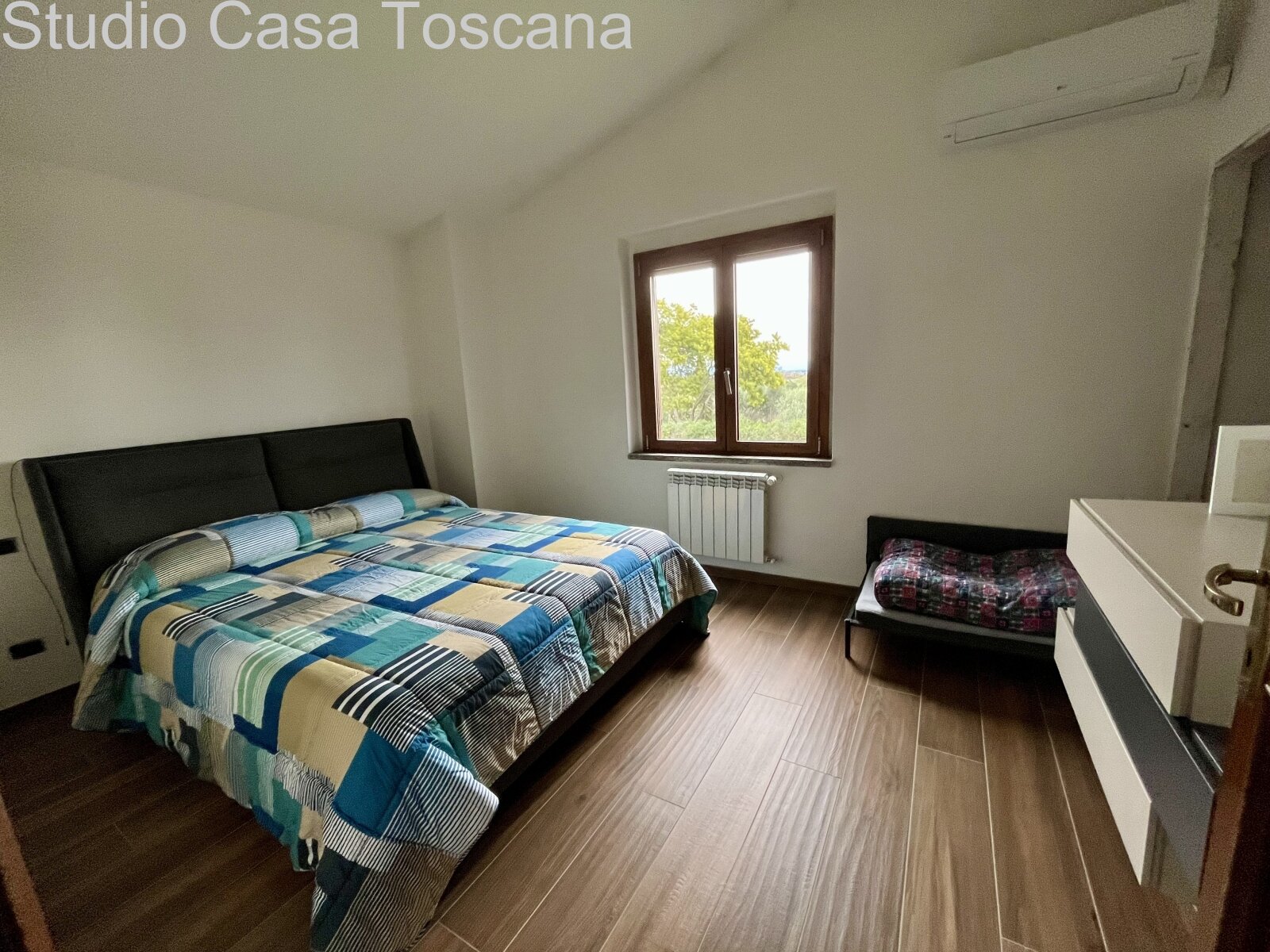 Modernisiertes Einfamilienhaus ausgezeichneter  Lage am Ortsrand von Castiglione della Perscaia