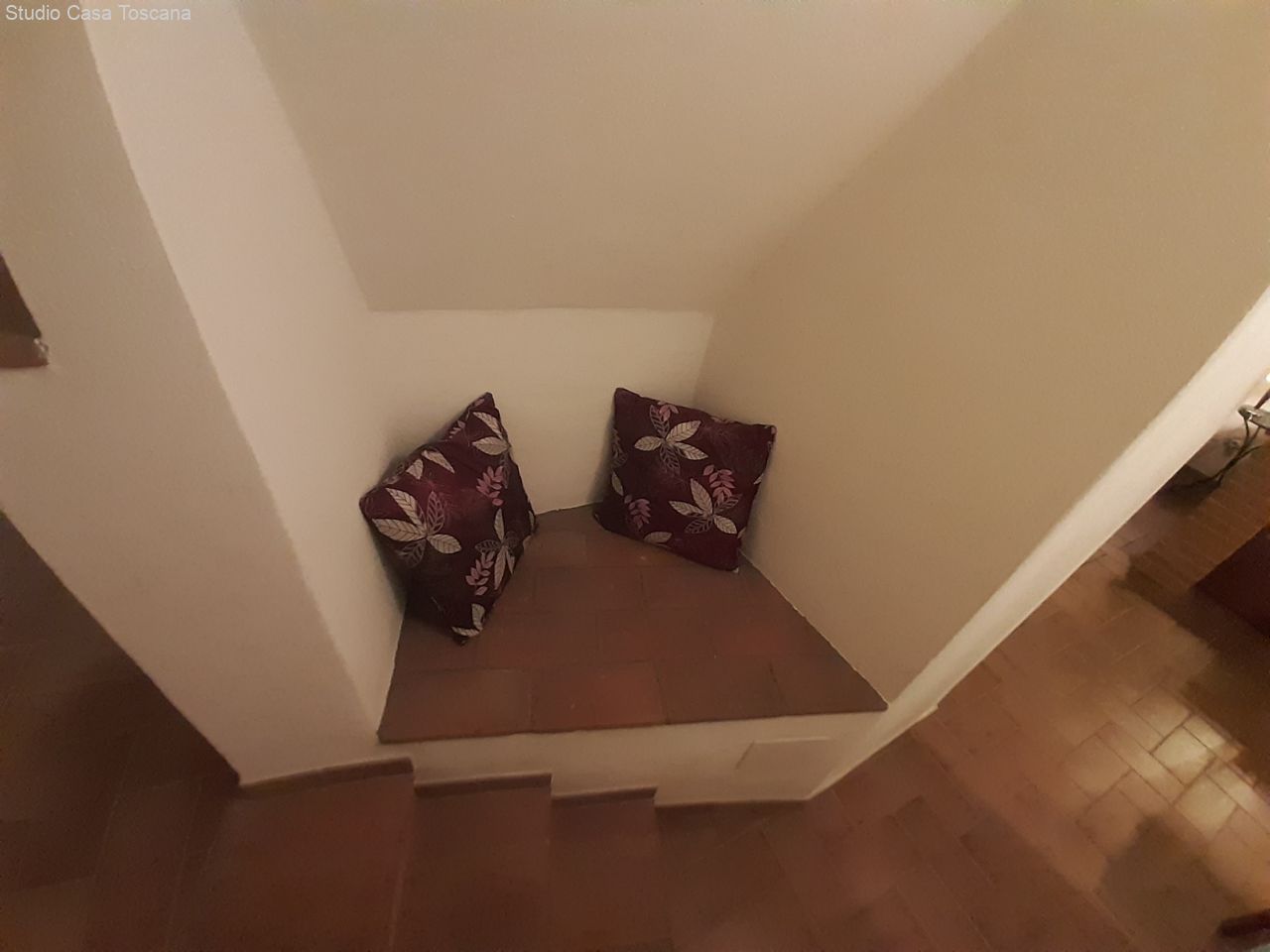 Charakteristische Wohnung im toskanischen Stil