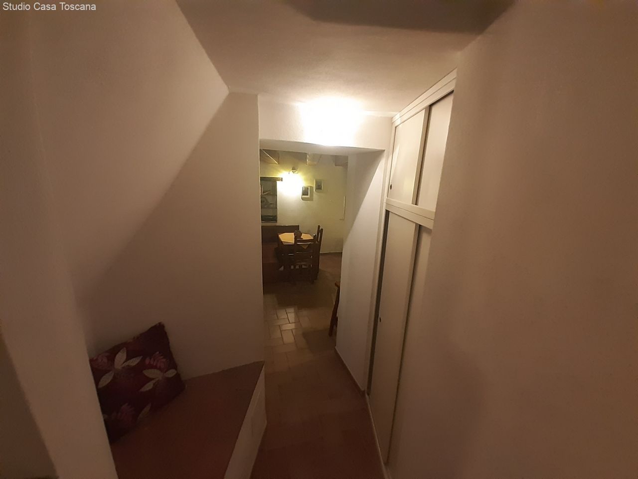 Charakteristische Wohnung im toskanischen Stil