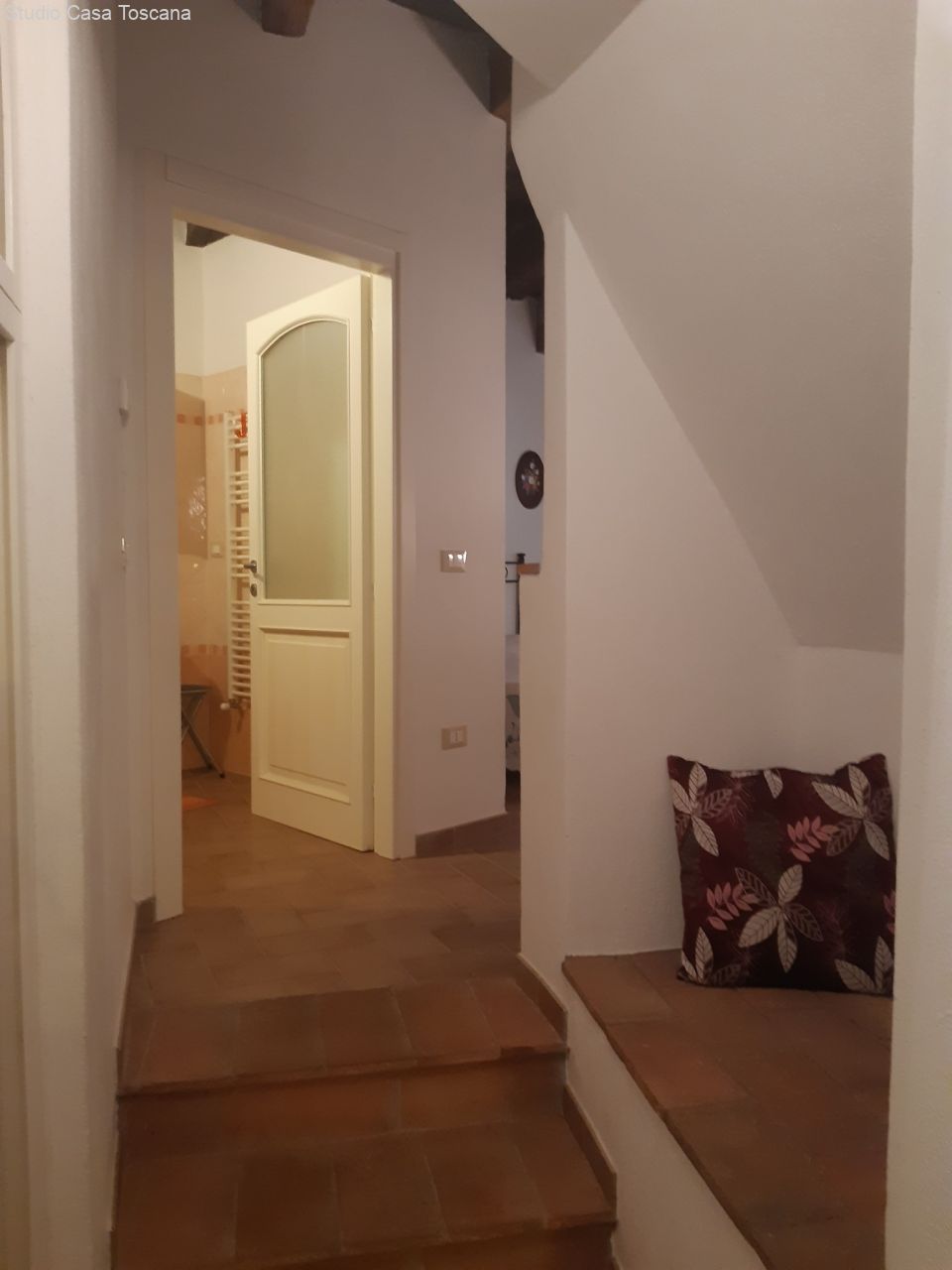 Charakteristische Wohnung im toskanischen Stil