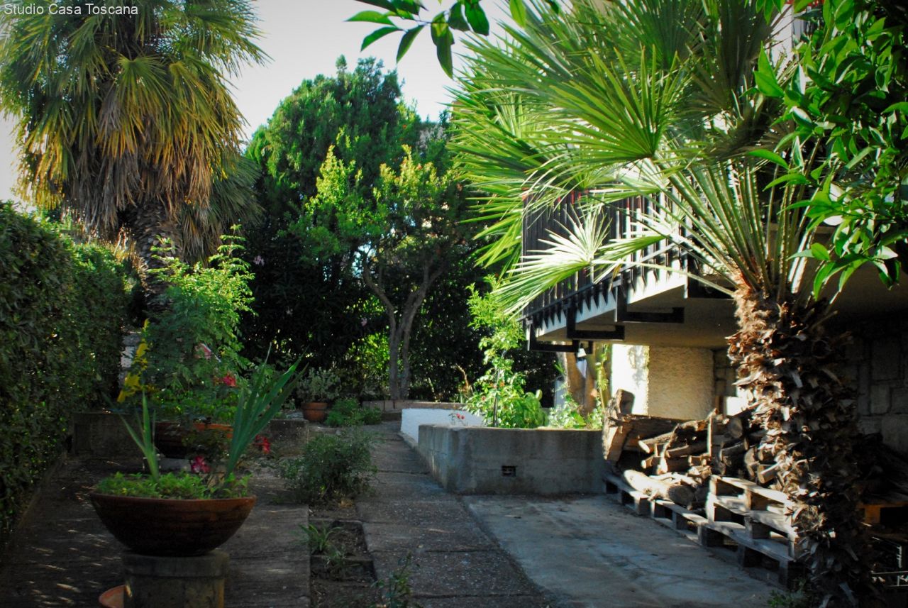 15 Vialetto lato mare.JPG 15 Vialetto lato mare.JPG