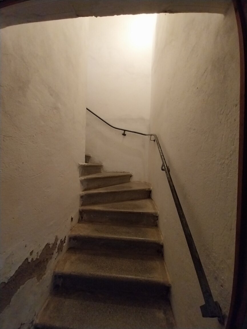 Scale seminterrato.jpg