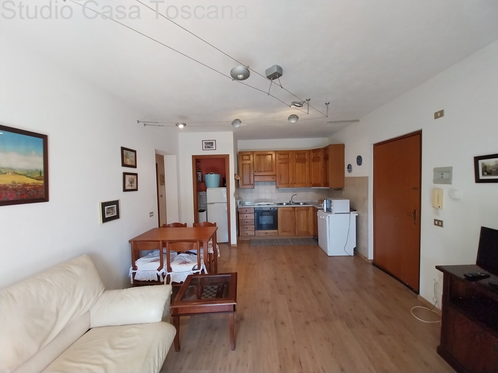 Nice apartment with Garden – Just a Short Walk from the Sea This well-maintained