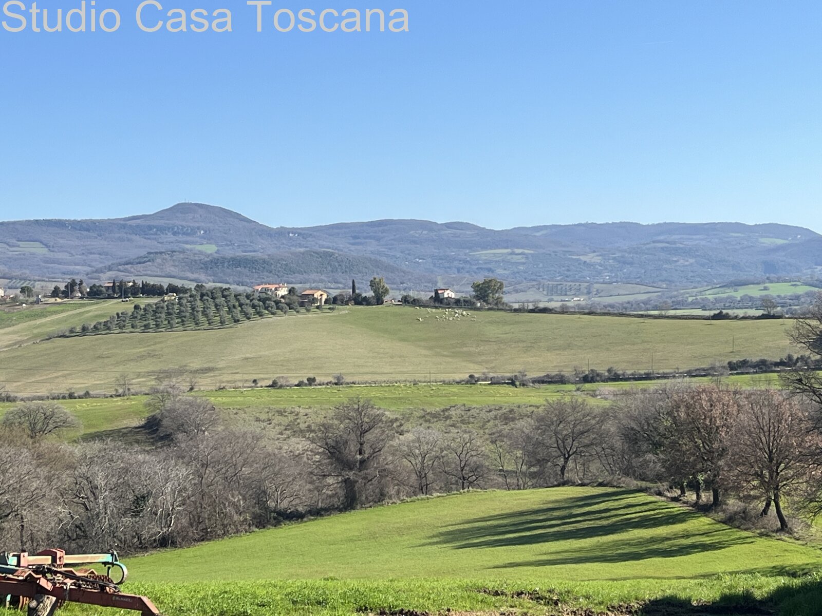 Saturnia: Tuscan Farm nearby Saturnia with 44 hectares land 
