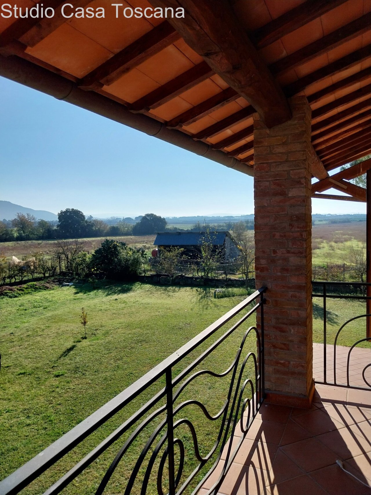 Balkon Hauptschalfzimmer.jpg