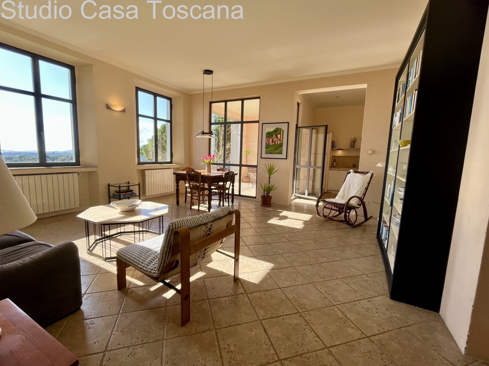 Lichtdurchflutete Wohnung mit herrlichem Ausblick