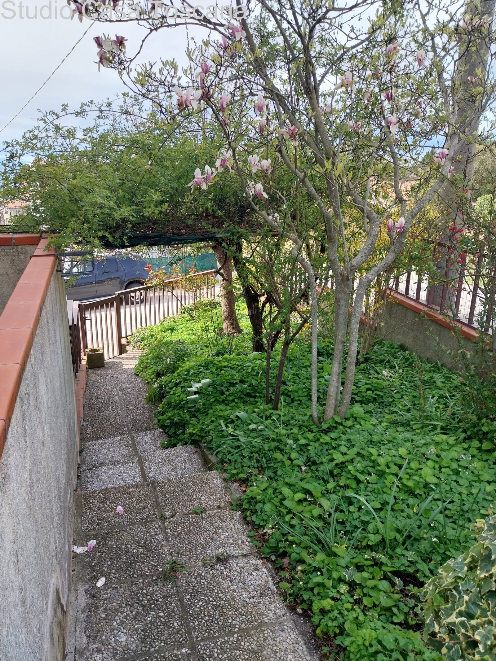 Authentisches Wohnen am Kastanienpark von Sassofortino